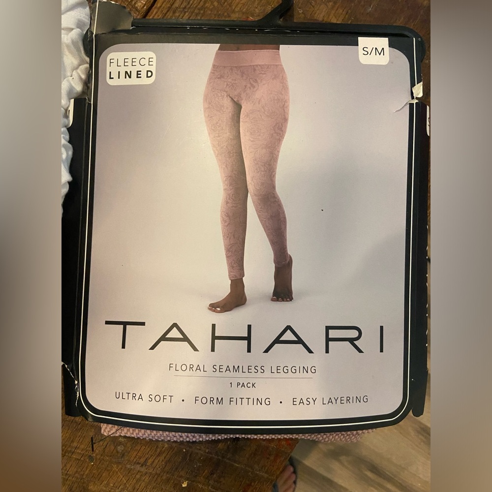 Tahari floral leggings.